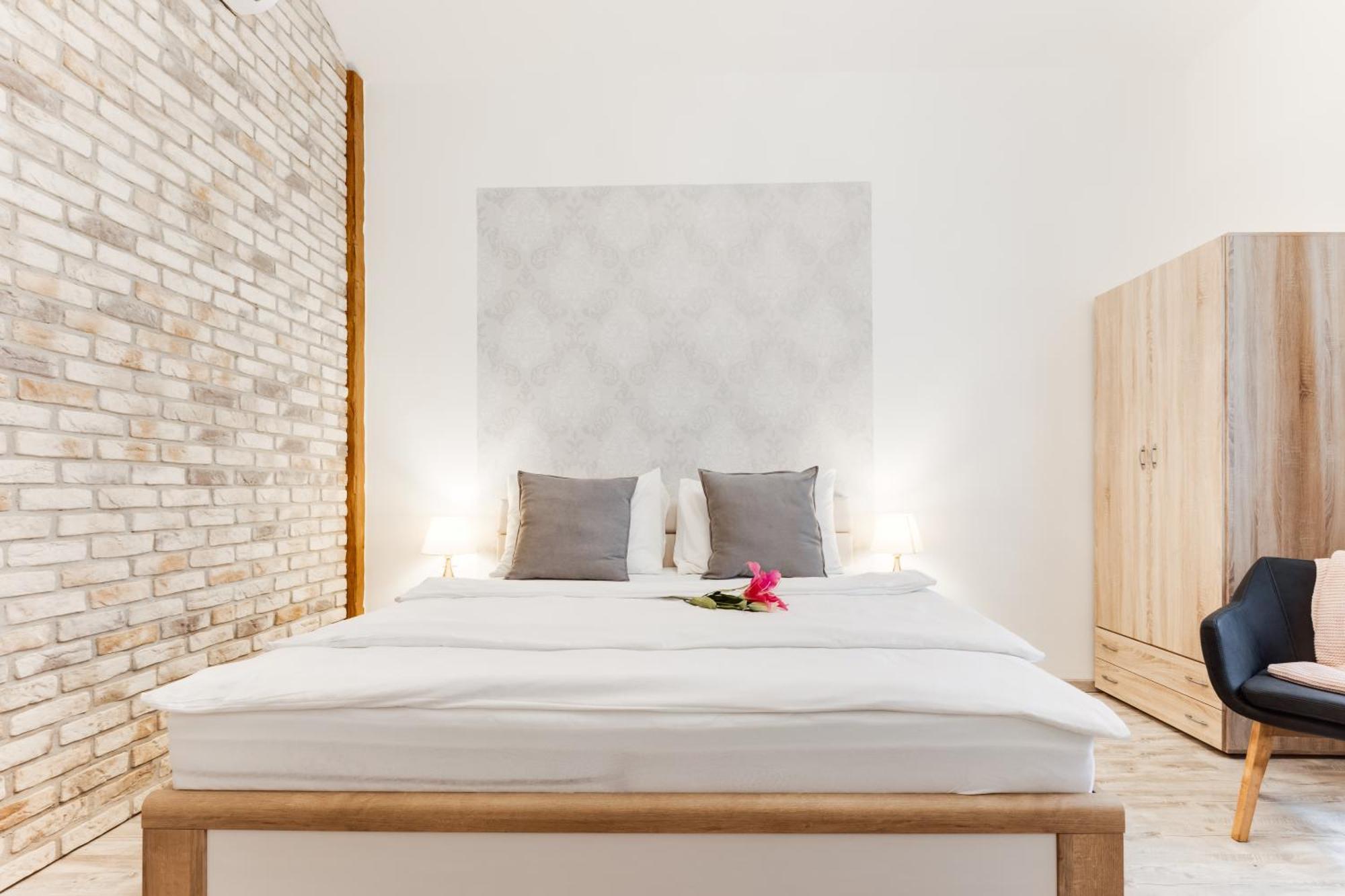 Dream Apartments Прага Экстерьер фото